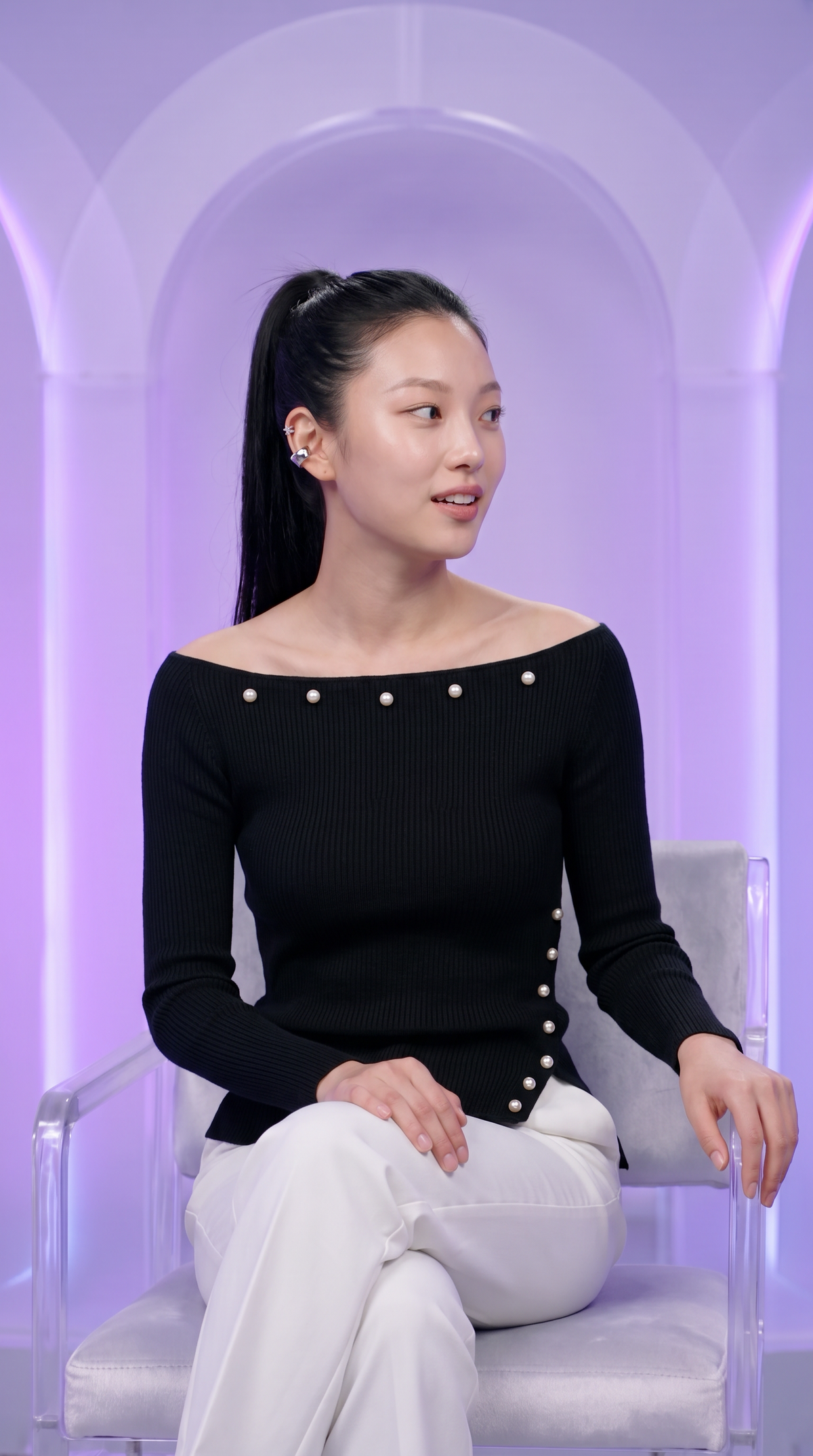 Figure-flattering Slimming Long-sleeve Off-shoulder Chic Knit Top For Women